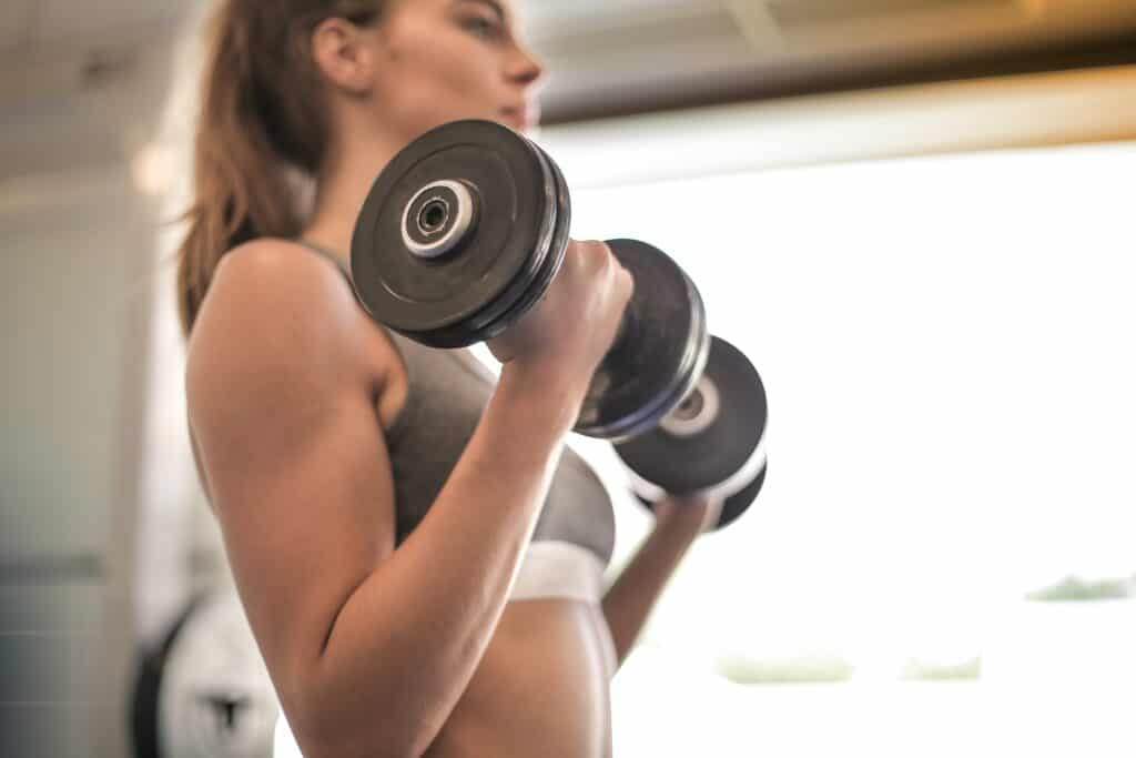 how to start lifting weights female